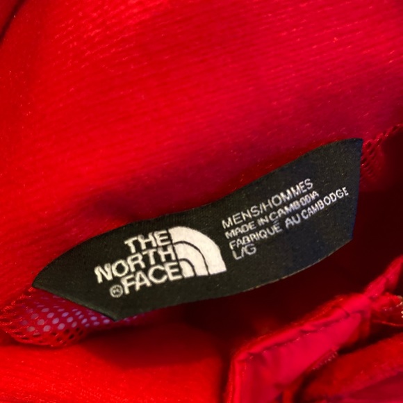 Red north face windbreaker - Picture 4 of 5